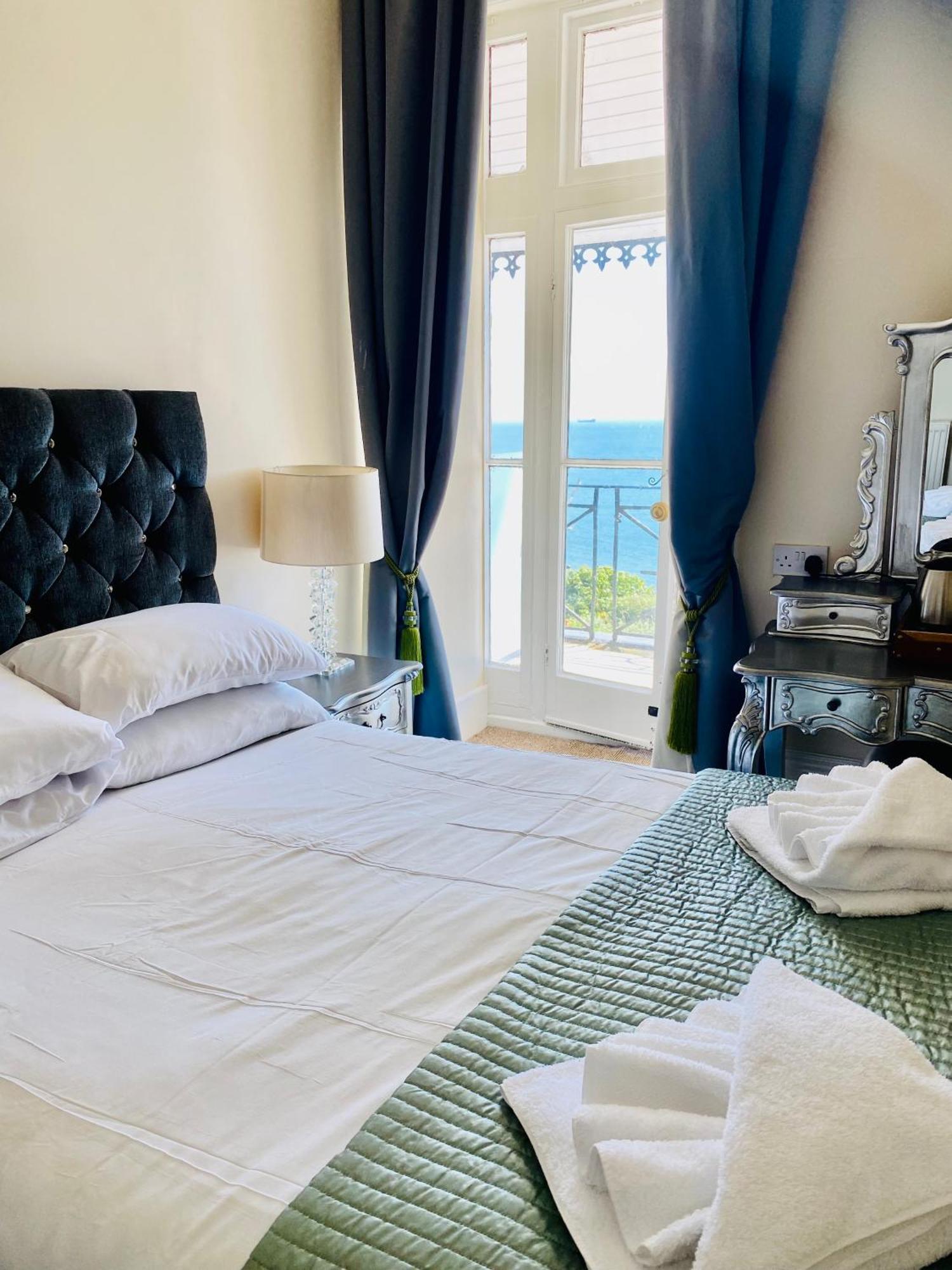 Villa Mentone Hotel Шанклин Экстерьер фото