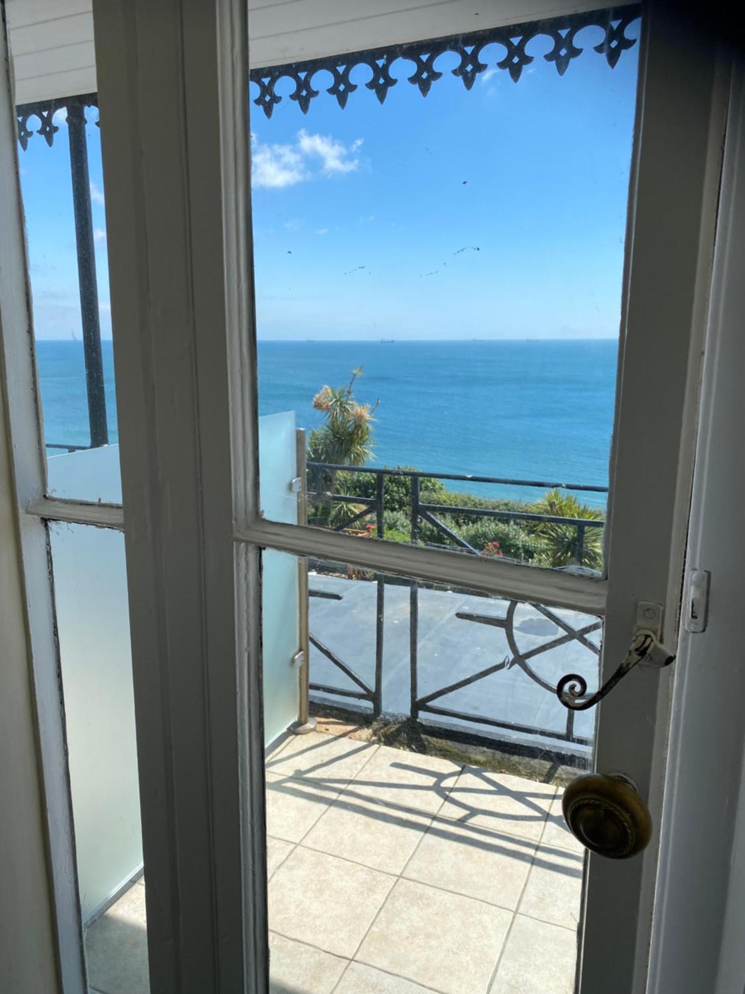 Villa Mentone Hotel Шанклин Экстерьер фото